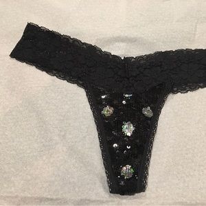 Victoria Secrets low rise sequins lace thong leg avenue garter